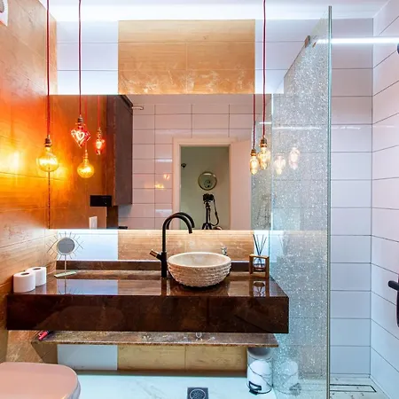 Jacuzzi - Love - Bdsm - Extra Luxury - Ev Chargger - Valentine'S Day - Red Room - Flexible Selfcheckins 28 Zagreb Exterior photo