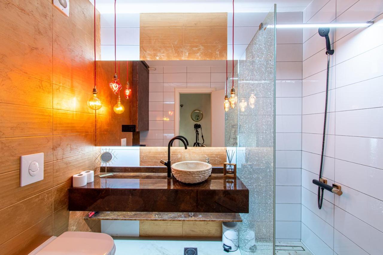 Apartmán Jacuzzi - - Bdsm - Extra Luxury - Ev Chargger - Valentine's Day - Red - Flexible Selfcheckins 28