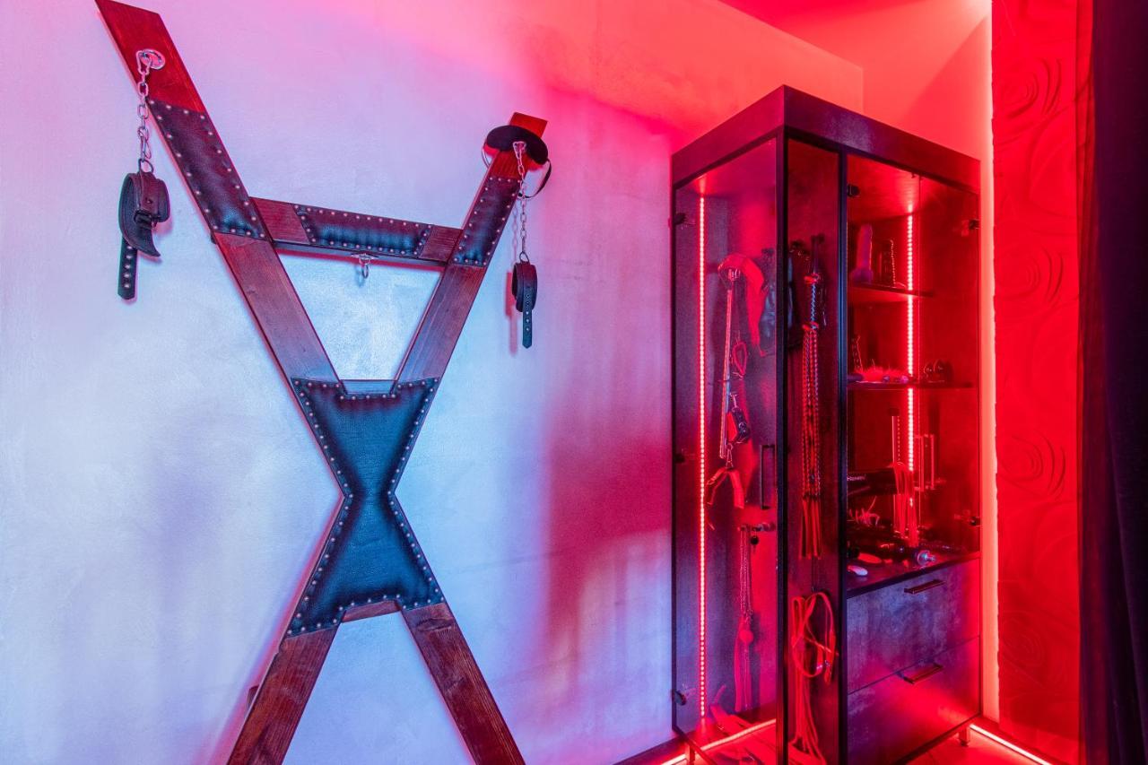 Apartmán Jacuzzi - - Bdsm - Extra Luxury - Ev Chargger - Valentine's Day - Red - Flexible Selfcheckins 28 Záhřeb