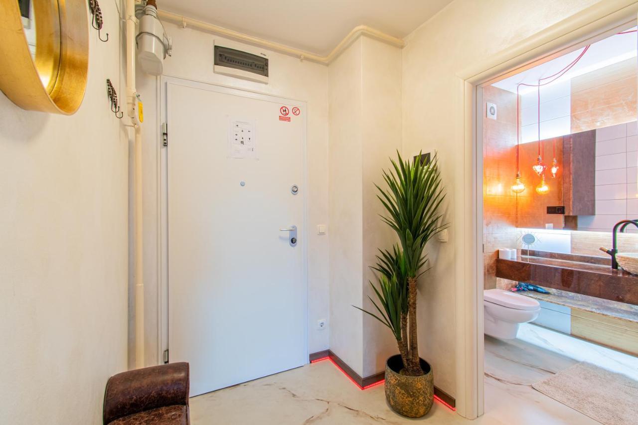Jacuzzi - - Bdsm - Extra Luxury - Ev Chargger - Valentine's Day - Red - Flexible Selfcheckins 28 Apartmán Záhřeb